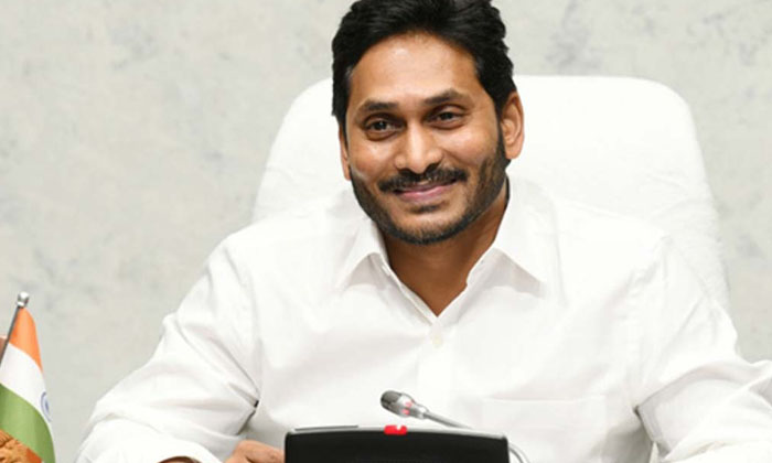  Jagan-to-start-administration-from-vizag , Ys Jagan Mohan Reddy, Visakhapatnam ,-TeluguStop.com