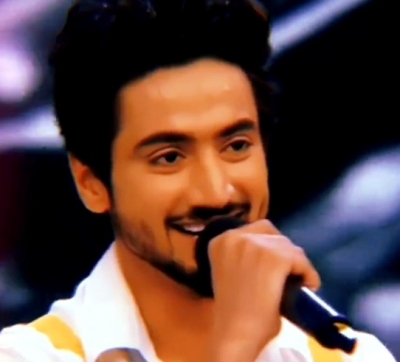 Actor Faisal Shaikh Recounts Breaking Perfume Bottle Worth Rs 14k Actor Faisal Shaikh Recounts Breaking Perfume Bottle Worth Rs 14k-TeluguStop.com