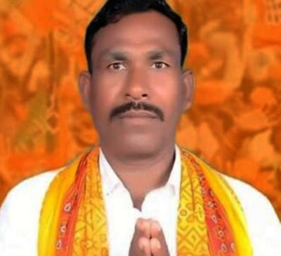  Arrest Warrant Against Up Bjp Mla In Rape Case-TeluguStop.com