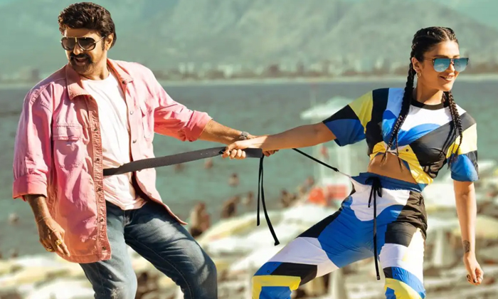 Balakrishna Veera Simha Reddy Collections Vs Akhanda Movie Collections , Akhanda Balakrishna Veera Simha Reddy Collections Vs Akhanda Movie Collections , Akhanda-TeluguStop.com