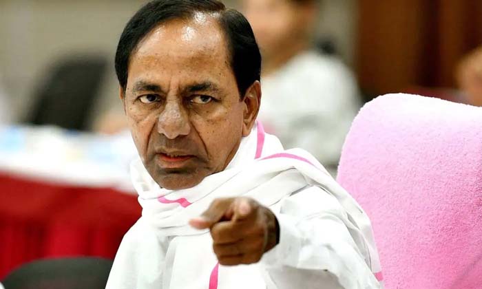  Kcr Luring Kapu People To Brs , Bjp,brs,janasena, Kapu Community,kcr,trs ,andhra-TeluguStop.com