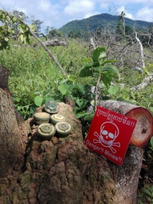  Cambodia's Clean-up Of Landmine-contaminated Land Benefits Over 9 Mn People-TeluguStop.com