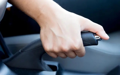  Cars Without Hand Brake Levers? Brakes India Comes Out Motor On Drum Brake-TeluguStop.com