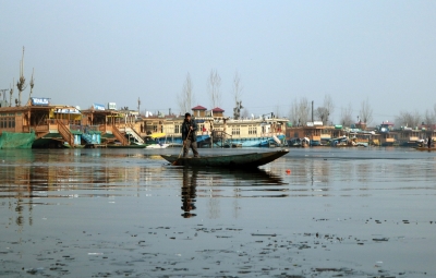  Cloudy Sky With Chances Of Light Rain, Snow In J&k-TeluguStop.com