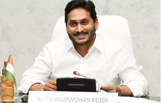  Cm Jagan Enters The Field For Investments In Ap..!-TeluguStop.com
