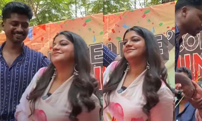  Student Misbehaves With Aparna Balamurali In A College ,student Misbehaves, Apar-TeluguStop.com