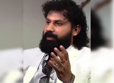 Despite Highest Literacy Rate, Keralites Keep Falling Prey To Fly-by-night Opera Despite Highest Literacy Rate, Keralites Keep Falling Prey To Fly-by-night Opera-TeluguStop.com