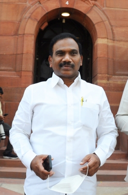  Former Union Minister Raja Appears Before Cbi Court In Da Case-TeluguStop.com