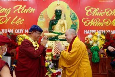  Gyalwang Drukpa Visits Vietnam, First In Four Years-TeluguStop.com