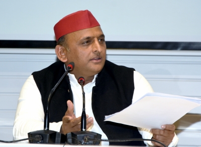  Health System In Up Has Collapsed: Akhilesh Yadav-TeluguStop.com