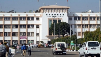  J&k: Amid Poll Talks, Political Parties Dump Old Slogans, Eager To Grab Comeback-TeluguStop.com