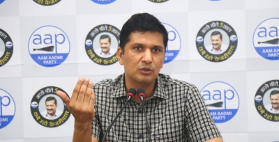 L-g Doesn't Have Independent Decision-making Powers: Saurabh Bharadwaj (ians Int L-g Doesn't Have Independent Decision-making Powers: Saurabh Bharadwaj (ians Int-TeluguStop.com