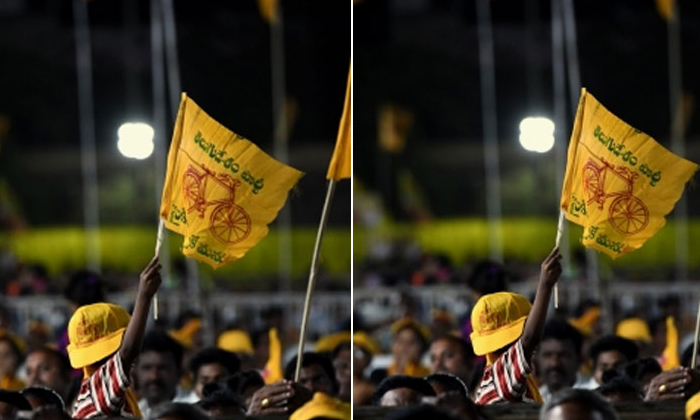 Macharla Tdp Leaders Seek Police Protection , Ap Police, Macharla, Tdp, Ys Jagan Macharla Tdp Leaders Seek Police Protection , Ap Police, Macharla, Tdp, Ys Jagan-TeluguStop.com