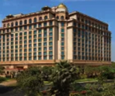  Man Flees Hotel Leela Palace Without Paying Rs 23 L Bill-TeluguStop.com