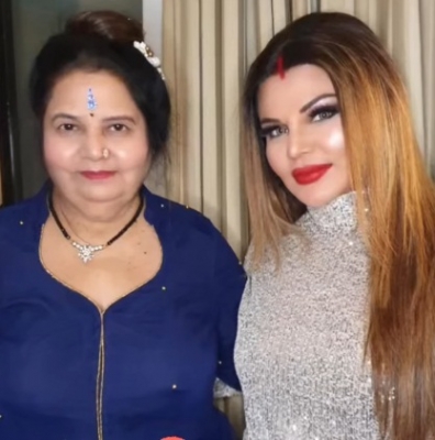  ‘mom Is No More,’ Says Rakhi Sawant-TeluguStop.com