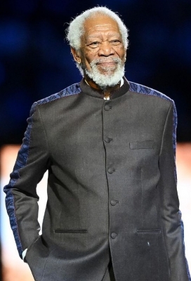  Morgan Freeman Joins Taylor Sheridan's Cia Drama 'lioness'-TeluguStop.com