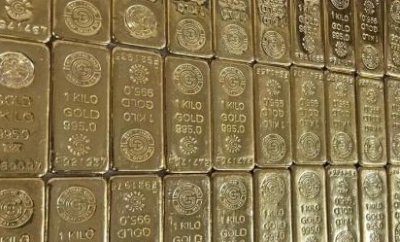  Mumbai Customs Officials Seize 9.5 Kg Gold In 2 Days-TeluguStop.com