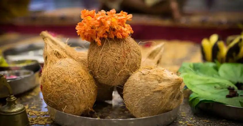  Do You Know Why Women Not   Break The Coconut , Coconut , Women   , Devotional,-TeluguStop.com