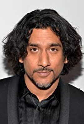  Naveen Andrews To Star In Web Series On Indian Immigrant Family In Us-TeluguStop.com