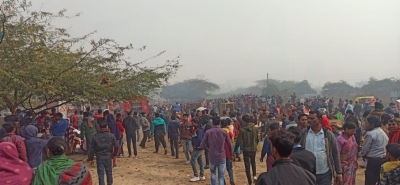  Over 100 Shanties Gutted In Massive Gurugram Fire-TeluguStop.com