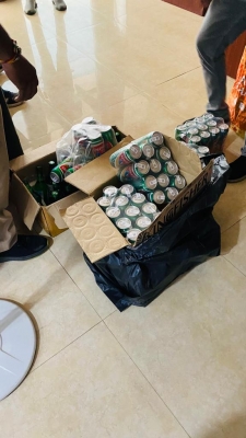  Over 11k Bottles Of Liquor Being Smuggled To Bihar, Seized In Up-TeluguStop.com