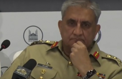 Pak Court Sends Scribe On Physical Remand In Gen Bajwa's Tax Data Leak Case Pak Court Sends Scribe On Physical Remand In Gen Bajwa's Tax Data Leak Case-TeluguStop.com