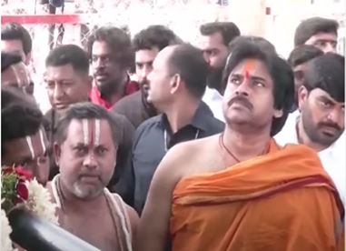  Janasena's Pawan Kalyan's Interesting Comments On Alliances-TeluguStop.com