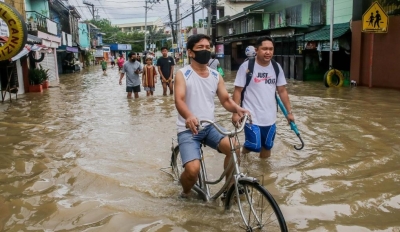  Philippines Rain, Floods Kill 17-TeluguStop.com