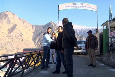  Pmo Team Visits Joshimath; More Cracks Appear-TeluguStop.com