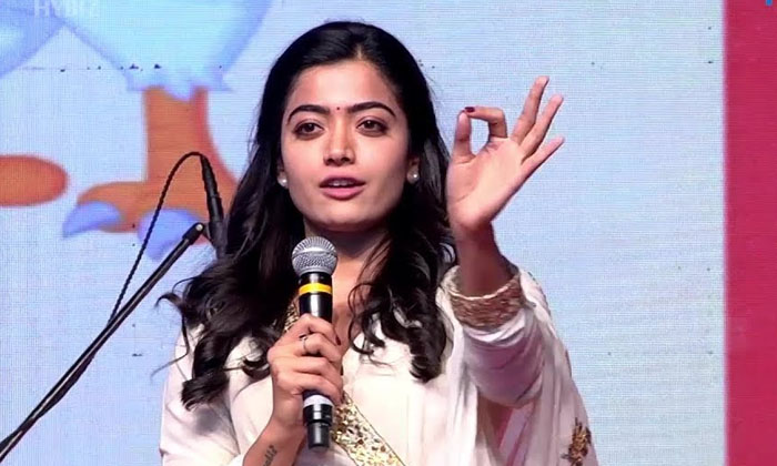  Rashmika Mandanna Clarifies Her Remarks On Bollywood Romantic Songs Rashmika Man-TeluguStop.com