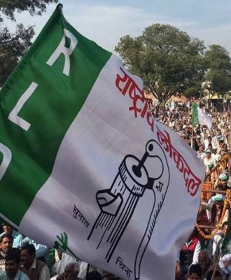  Rld Mlas Upset At Not Being Invited To R-day Functions-TeluguStop.com