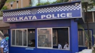  Rs 43 Lakh Unaccounted Cash Seized In Kolkata, 3 Held-TeluguStop.com