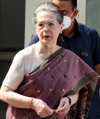  Sonia Gandhi Stable, Recovering-TeluguStop.com