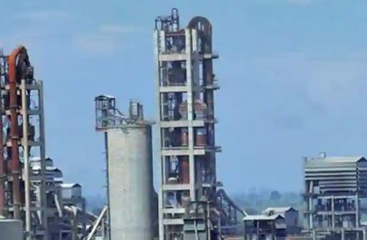  Fire In Mathampally Cement Factory Of Suryapet District-TeluguStop.com