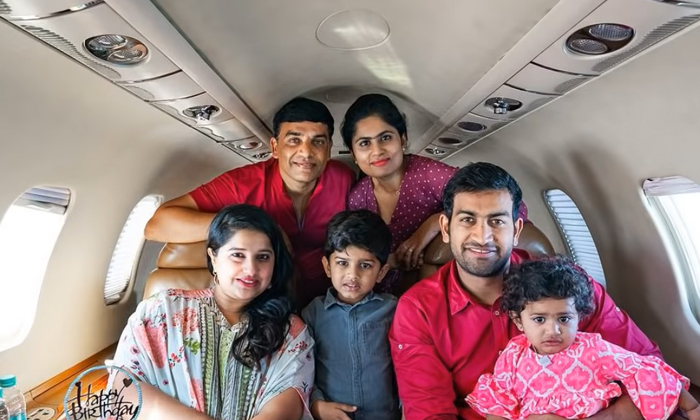  The Story Behind Dil Raju Tejaswinis Second Marriage Their Love Story Is Not Nor-TeluguStop.com