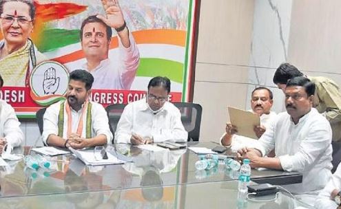  Hath Se Hath Jodo Yatra After 30th Of This Month..?-TeluguStop.com