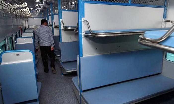  Want An Upper Berth In A Train? Know These Rules,train, Rail Journey, Train Jou-TeluguStop.com