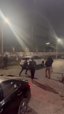  Two Groups Of Students Clash In Noida University-TeluguStop.com
