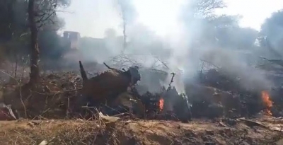  Two Iaf Jets Crash In Mp; Pilot Flying Mirage 2000 Dies (3rd Ld)-TeluguStop.com