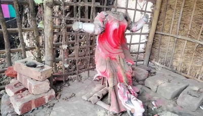  14 Temples Vandalised Overnight In Bagladesh’s Thakurgaon, Police Probing-TeluguStop.com