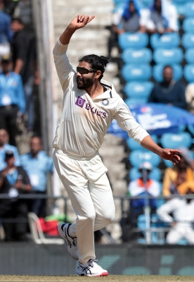  1st Test: Jadeja Takes 5-47 As India Bowl Out Australia For 177 On Day 1-TeluguStop.com