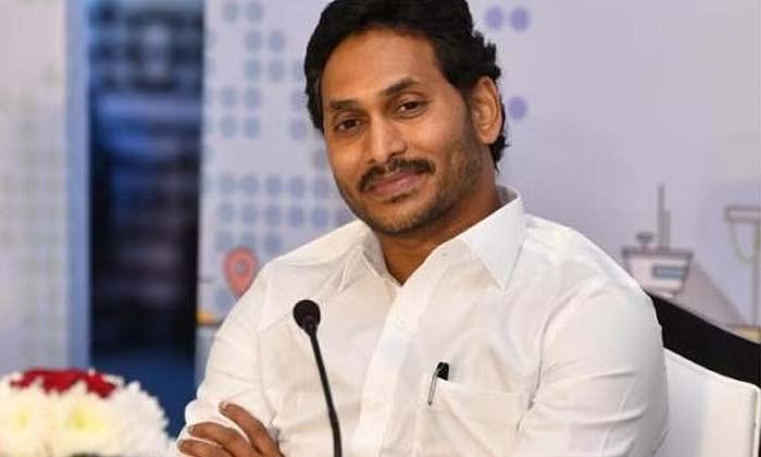Jagan Decided, And Rule From Visakha ,ysrcp , Ap, Ap Cm Jagan, Ap Government, Cb Jagan Decided, And Rule From Visakha ,ysrcp , Ap, Ap Cm Jagan, Ap Government, Cb-TeluguStop.com