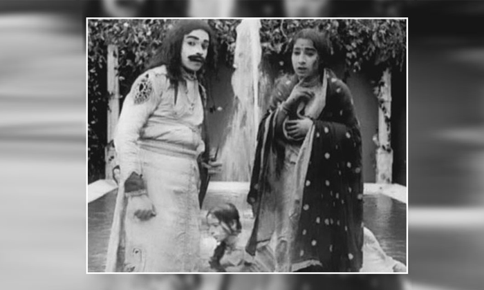  As No One Came Forward For The Lead Role In The First Silent Film Rajaharishchan-TeluguStop.com