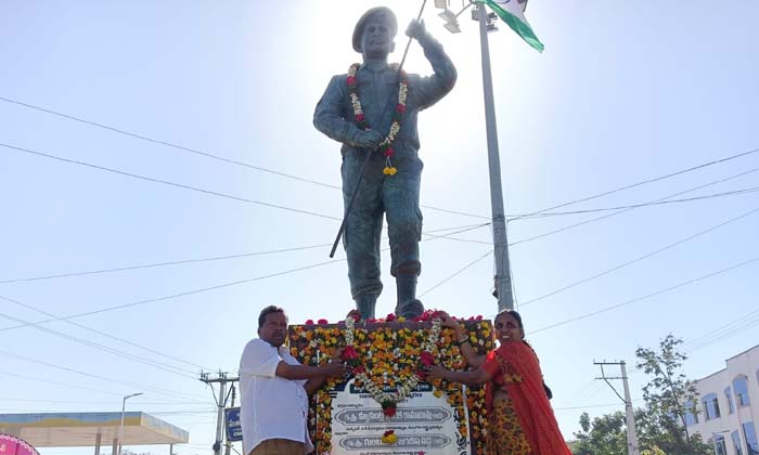  Colonel Santosh Babu's Services Are Unforgettable ,colonel Santosh Babu ,tallada-TeluguStop.com