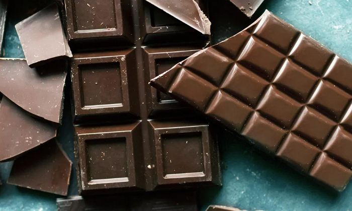  Do You Know What Happens When Overweight People Eat Dark Chocolate? Dark Chocola-TeluguStop.com