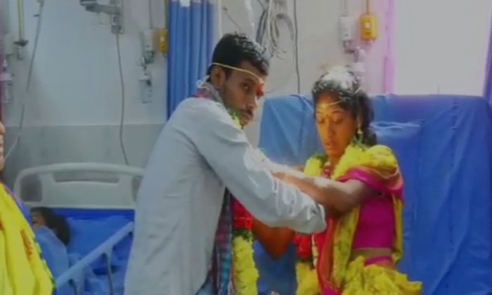  Marriage In The Hospital...a Young Man Tied A Clapper Around The Neck Of A Youn-TeluguStop.com