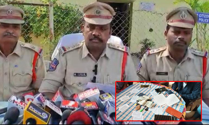  Police Blitz On Poker Bases , Ci Sivaram Reddy, Nakirekal Constituency, Gunti Ki-TeluguStop.com
