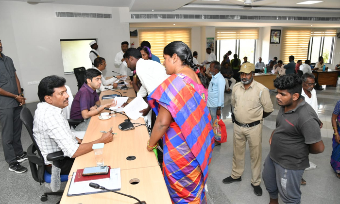  Prajavani Complaints Should Be Redressed Promptly, District Collector Anurag Jay-TeluguStop.com