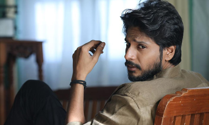  Sandeep Kishan Is Going To Do A Movie With Star Director Sundeep Kishan , Dev-TeluguStop.com