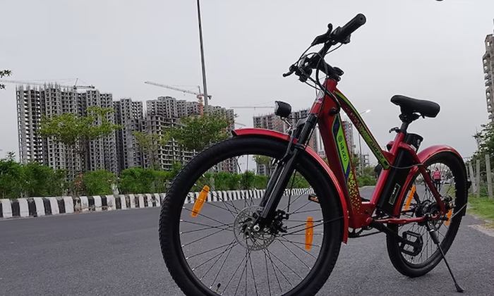 Telugu Automobile, Cycles, Electric Cycles, Moto Volt Hum, Moto Volt Kio, Nexjur